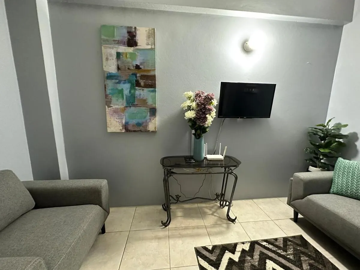 One Bedroom City Apartment Fully Ac With 24Hrs Security Kingston