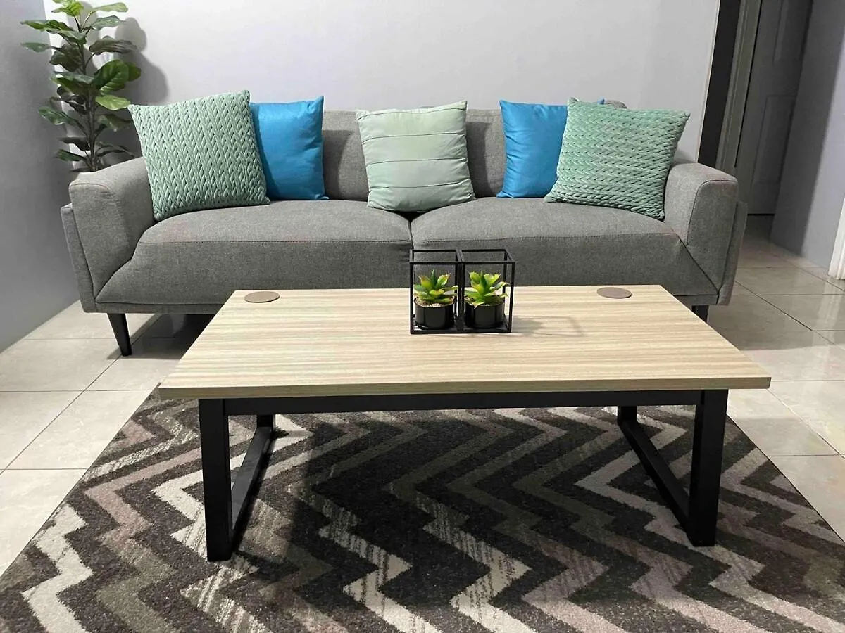 One Bedroom City Apartment Fully Ac With 24Hrs Security Kingston